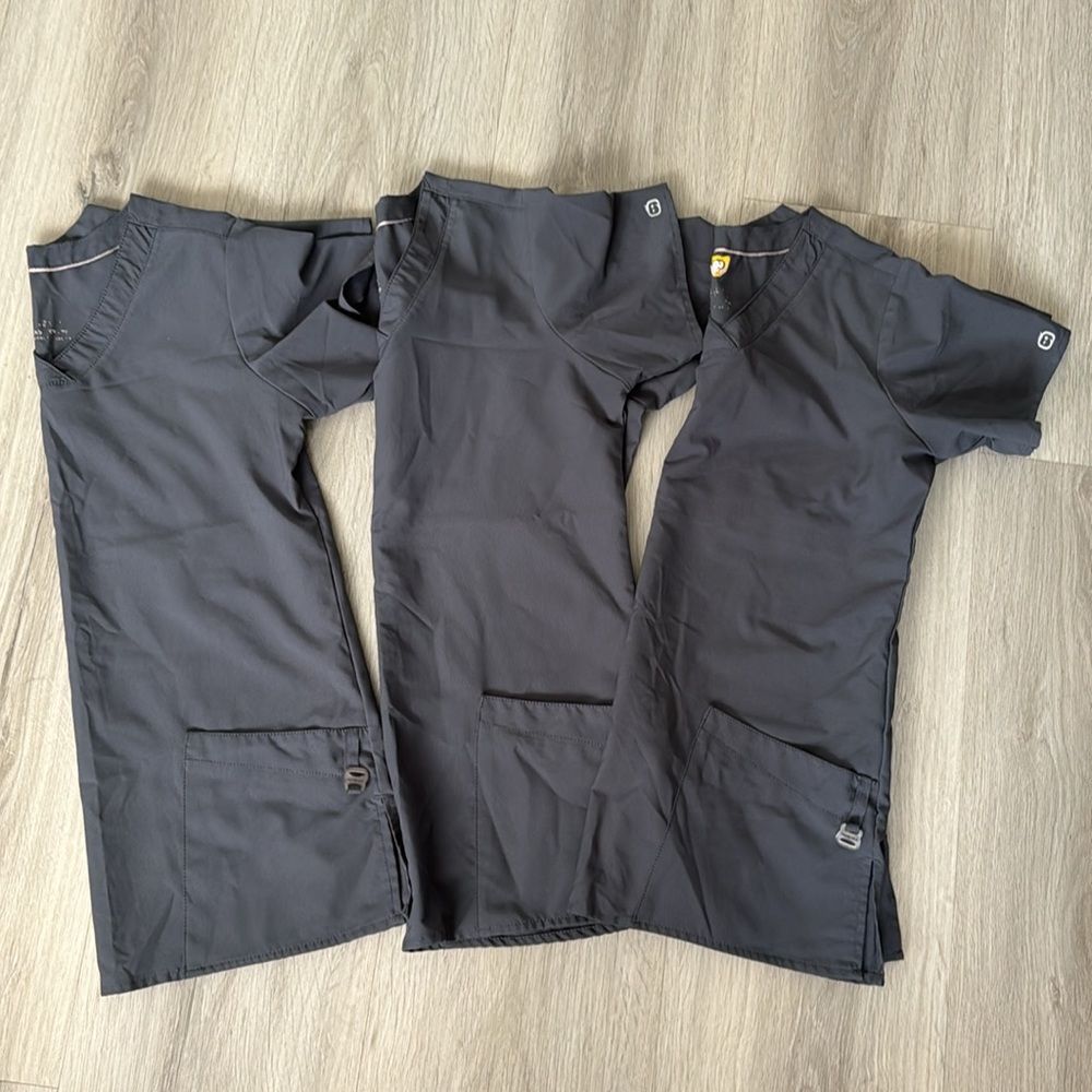 Wonderwink Pewter Scrub Top